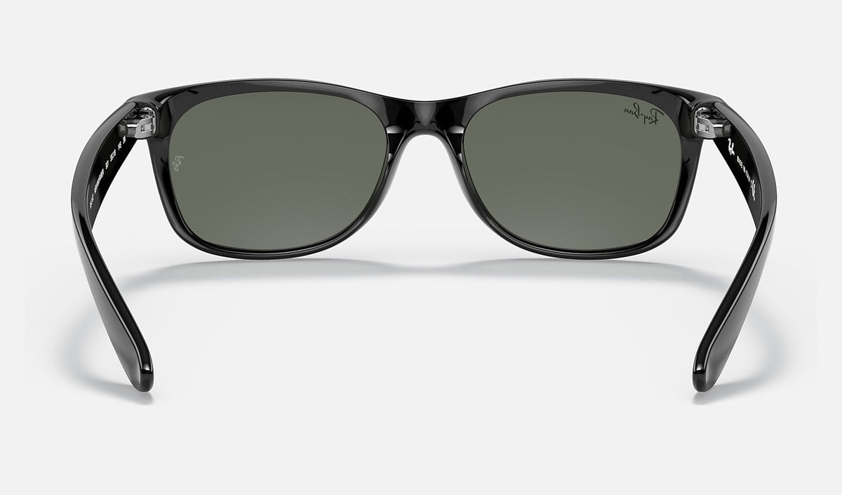 Ray-Ban New Wayfarer - Polished Black / G-15 Green