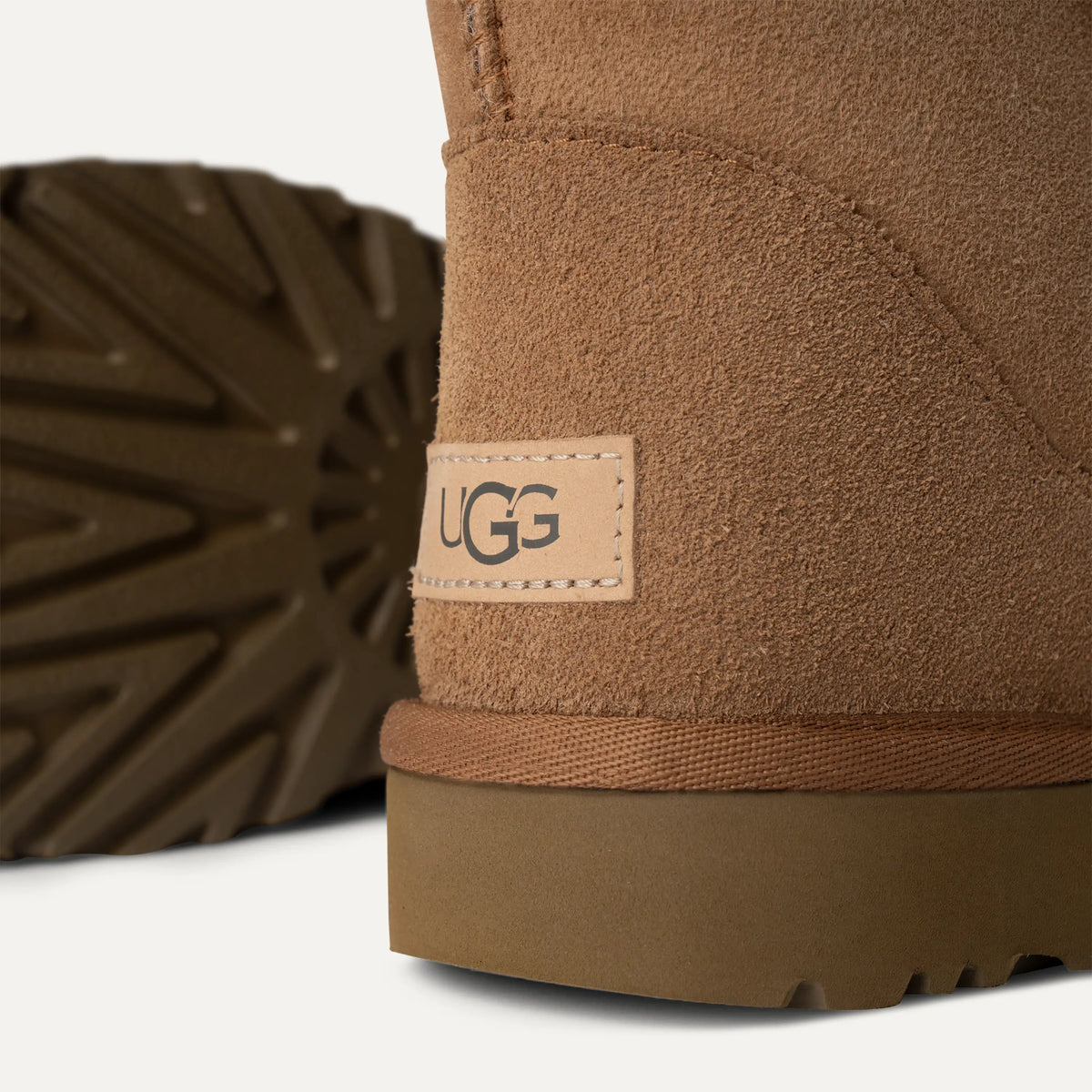 UGG Classic Tall II - Chestnut