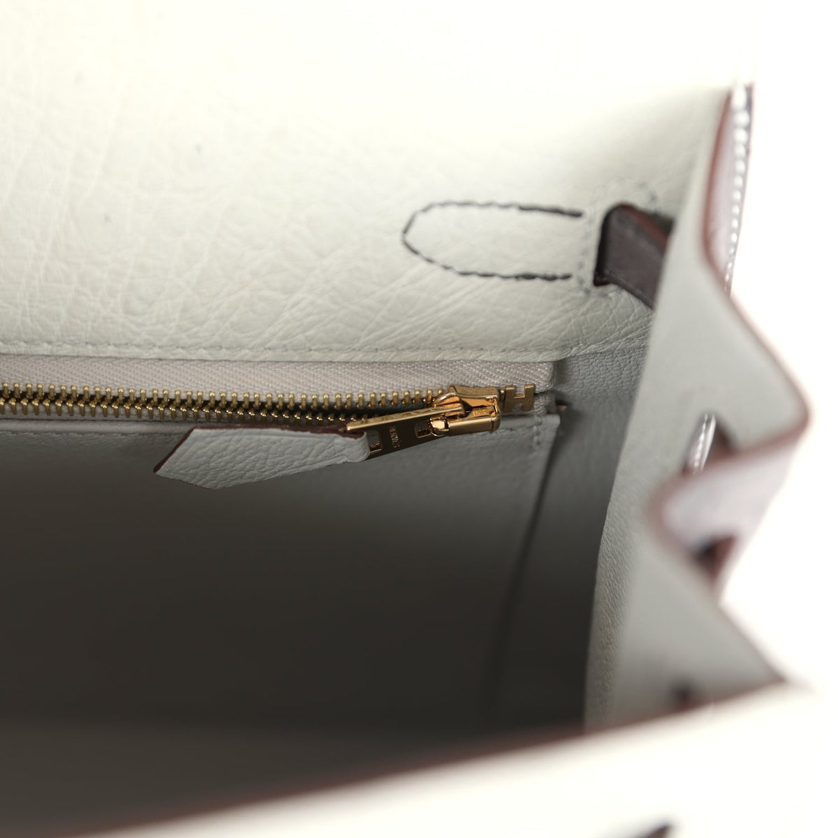 Hermes Special Order (HSS) Kelly Sellier 25 Gris Perle and Graphite Ostrich Permabrass Hardware