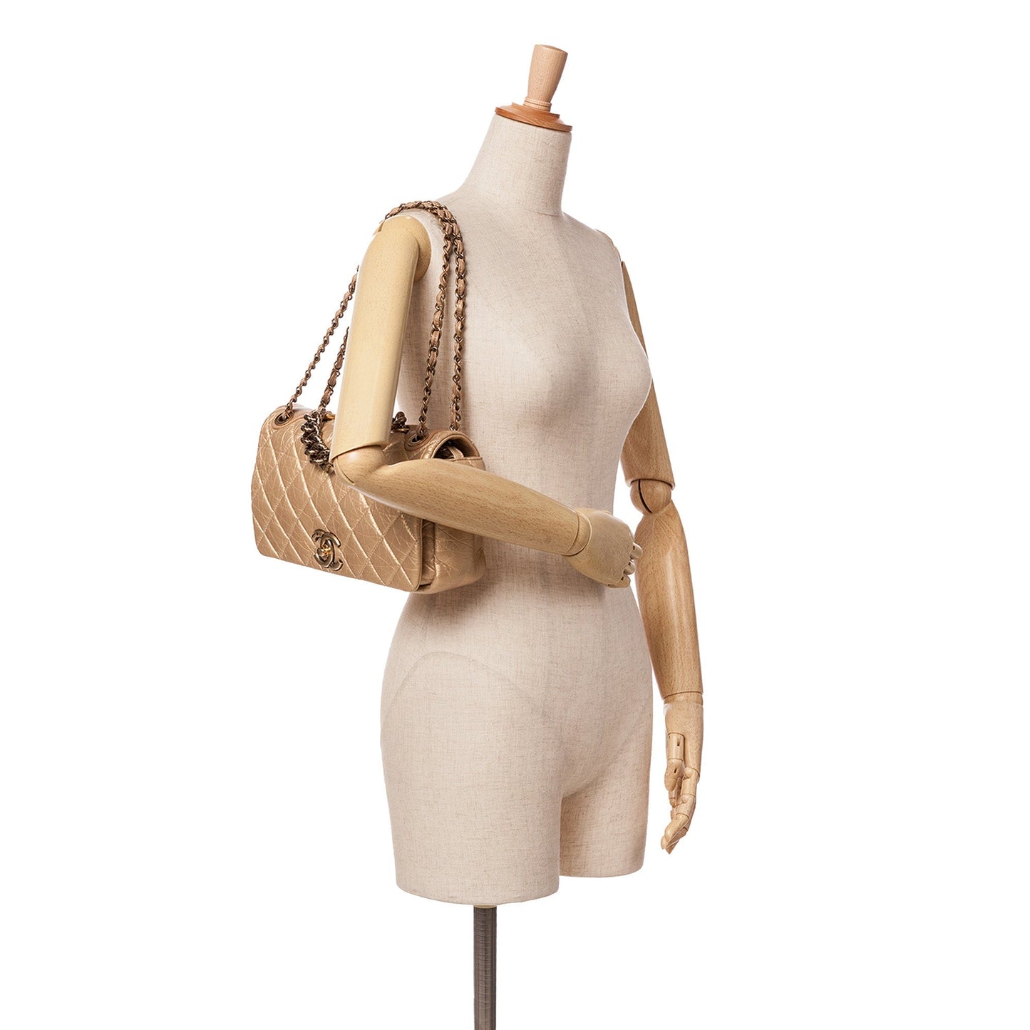 Chanel Medium Quilted Aged Calfskin Pondichery Flap Gold
