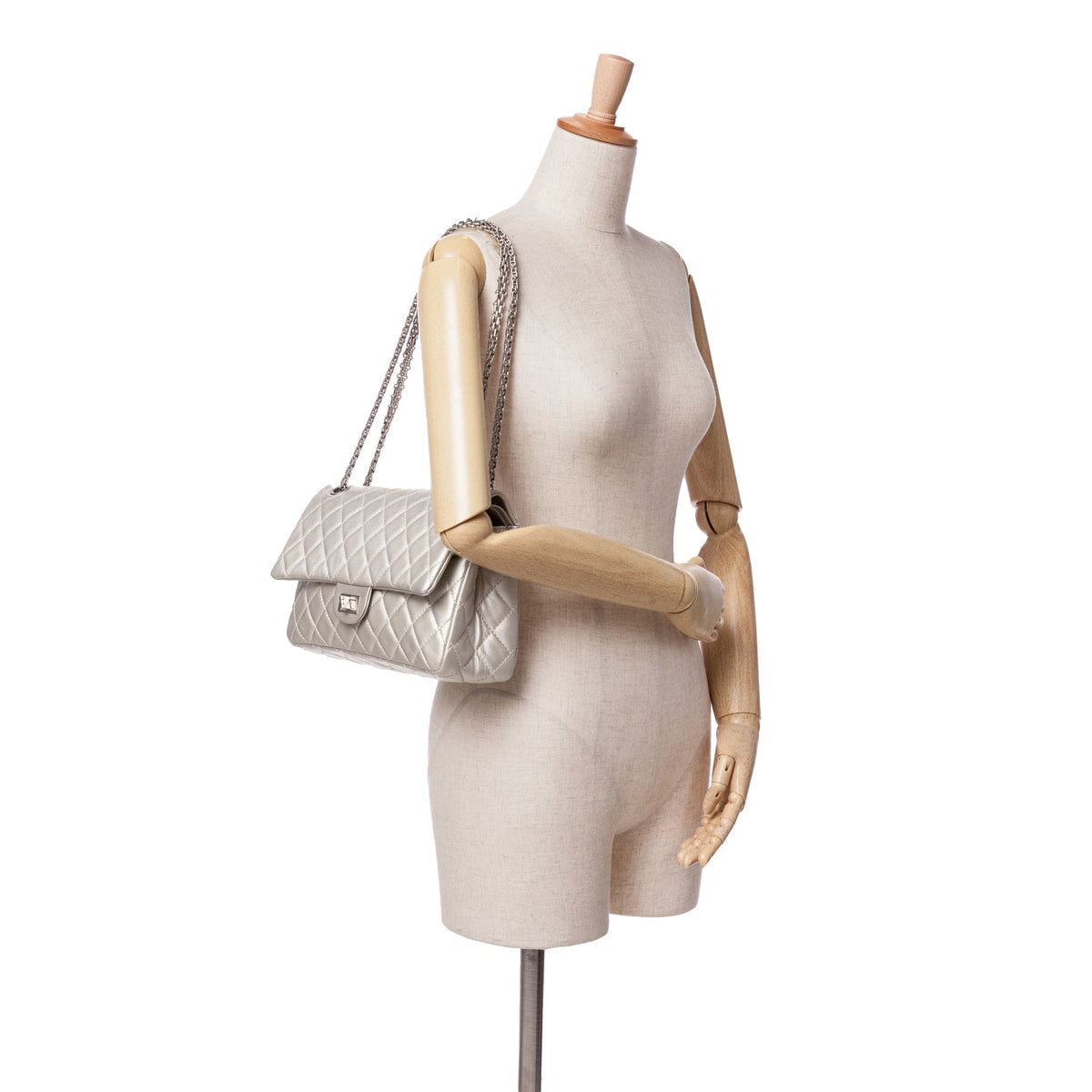 Chanel Reissue 2.55 Aged Calfskin Double Flap 226 Silver