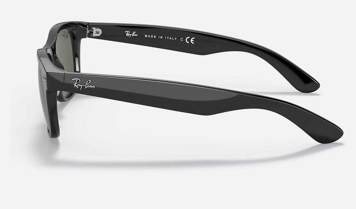 Ray-Ban New Wayfarer - Polished Black / G-15 Green