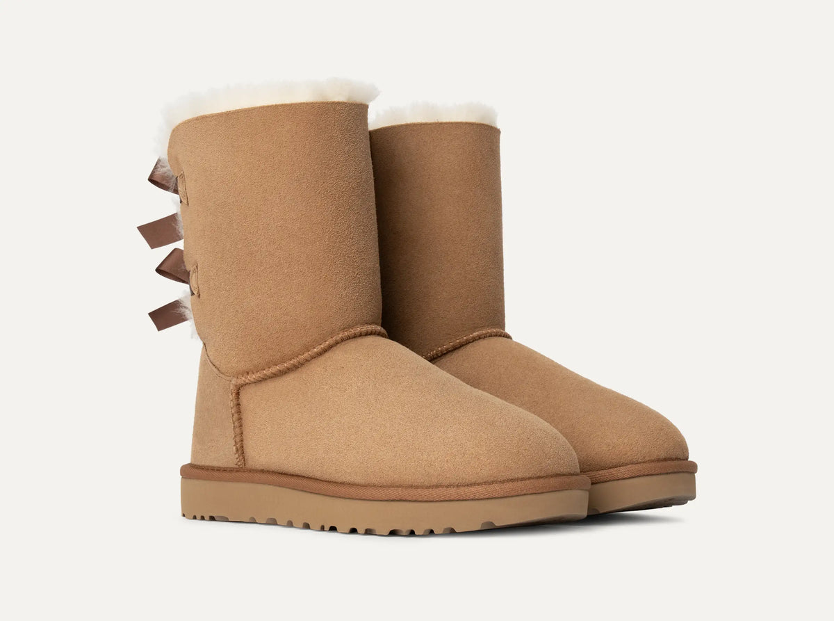 UGG Bailey Bow II - Chestnut
