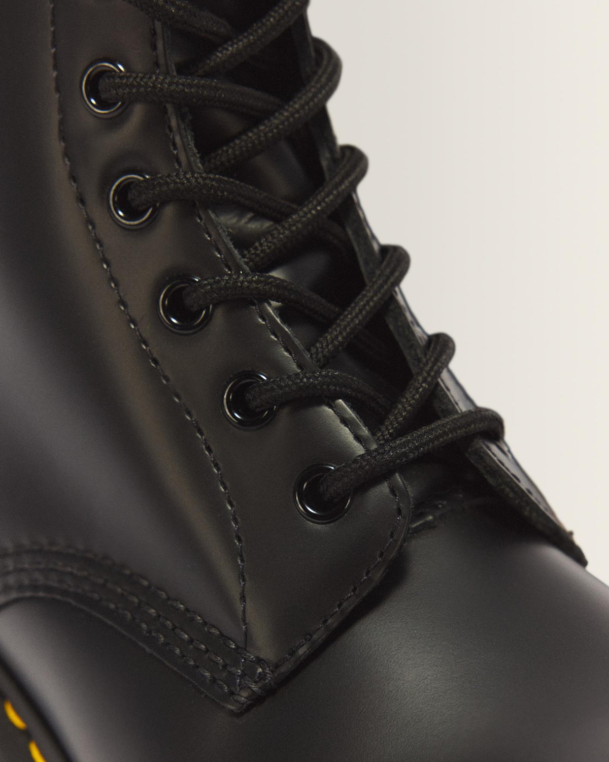Dr. Martens 1460 Smooth Leather Boot - Black