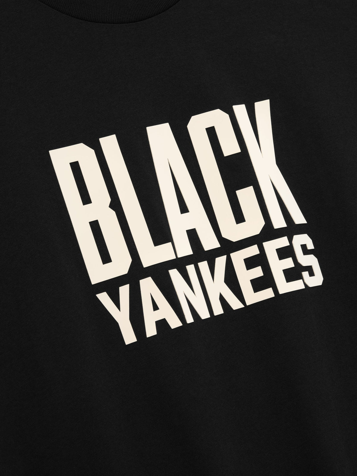 Essentials Black Yankees Tee
