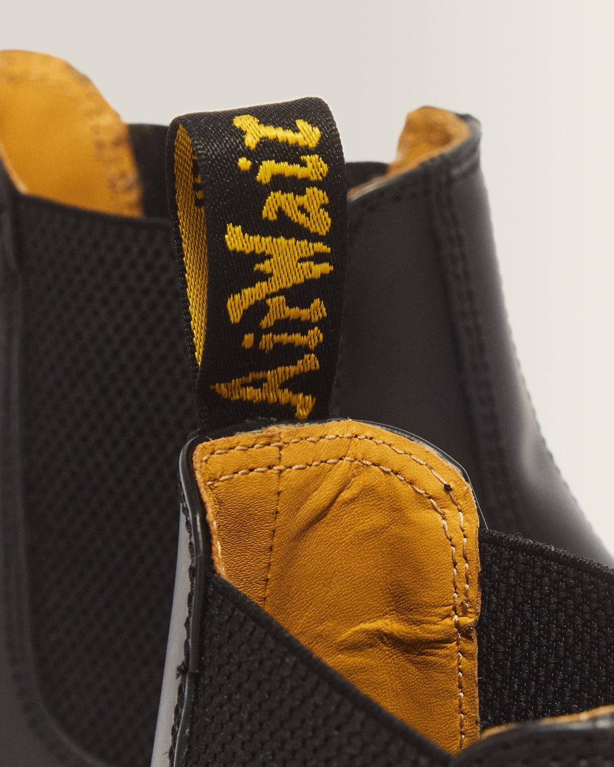Dr. Martens 2976 Chelsea Boot - Black