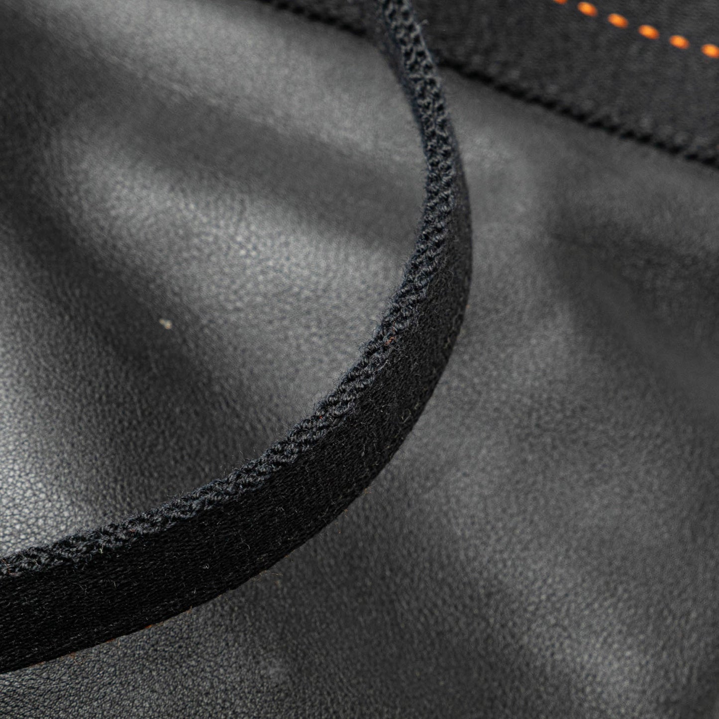 Hermès Caravan Horizontal MM Black