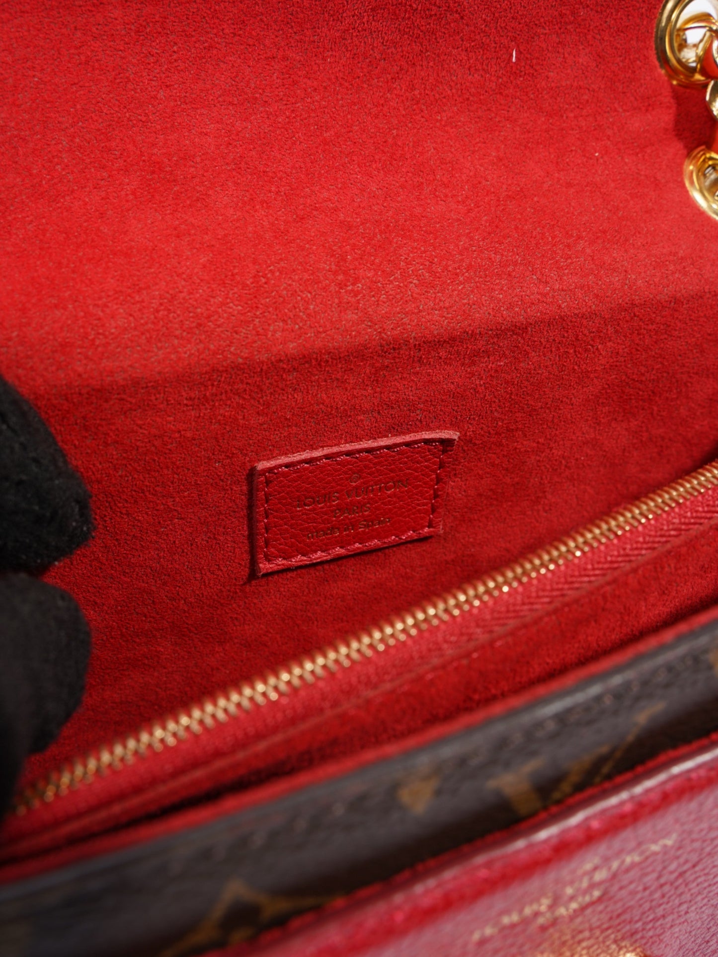 Louis Vuitton Victoire  Monogram / Red Coated Canvas