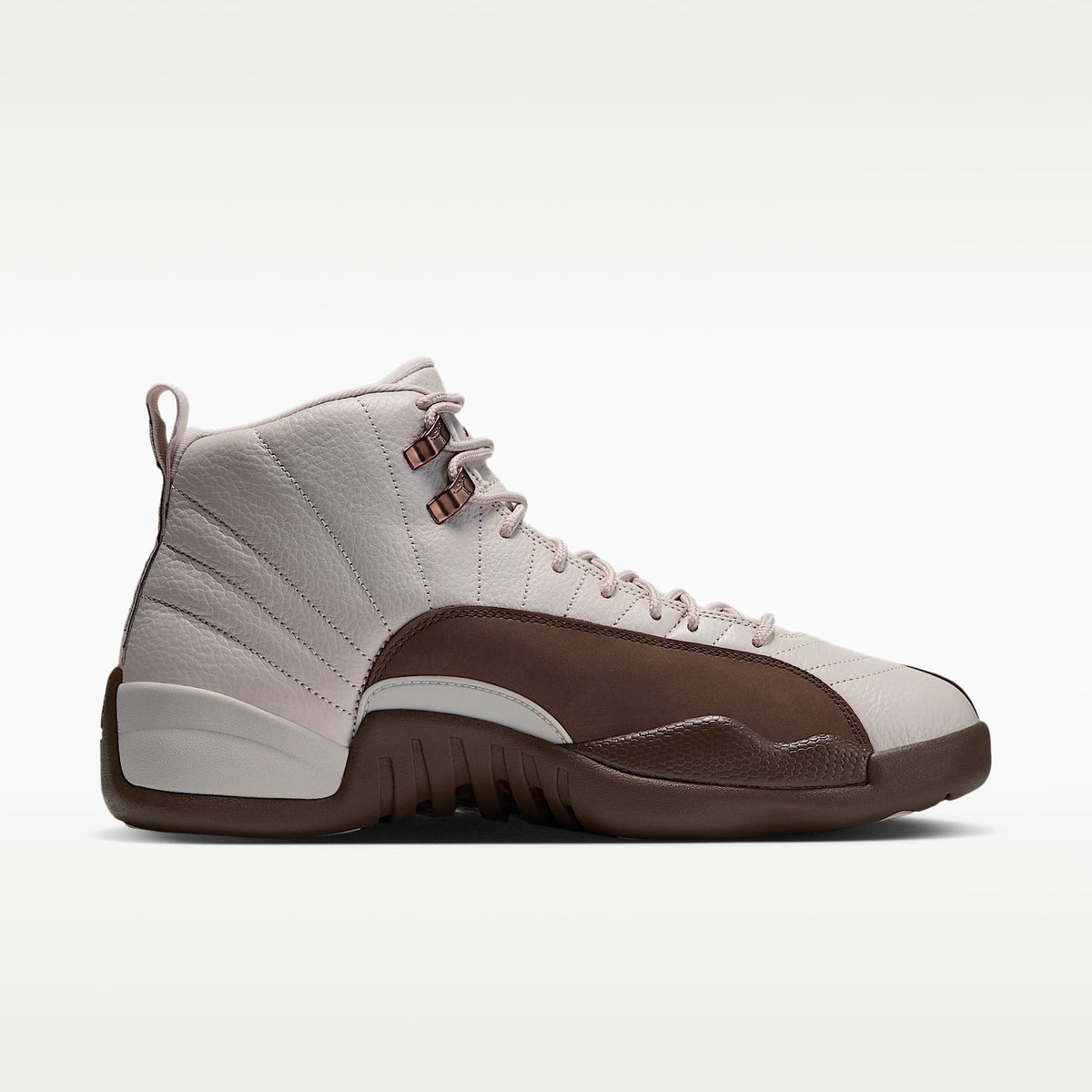 Air Jordan 12 Retro - Light Orewood Brown/Cacao Wow/Team Red/Cacao Wow