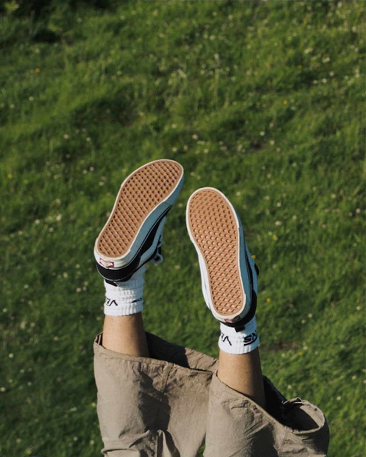 Vans Knu Skool - Black / True White
