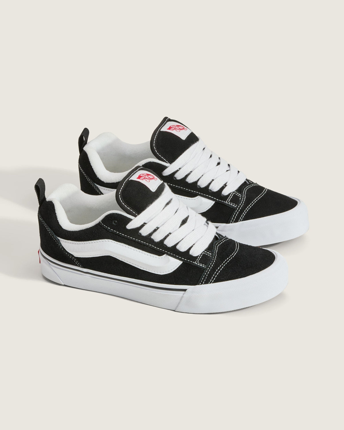 Vans Knu Skool - Black / True White