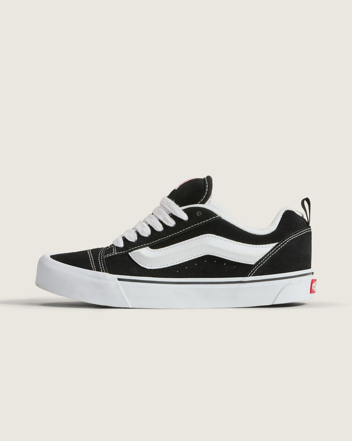 Vans Knu Skool - Black / True White