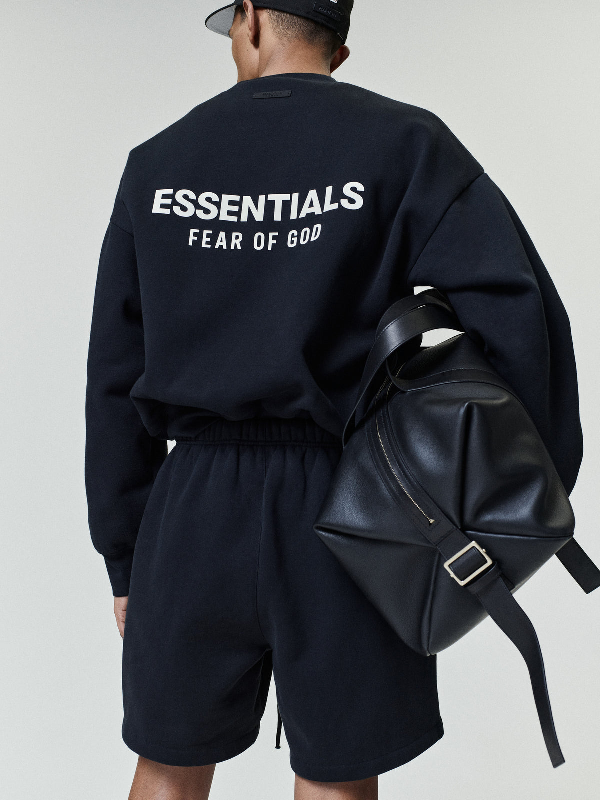 Essentials Crewneck - Vintage Black