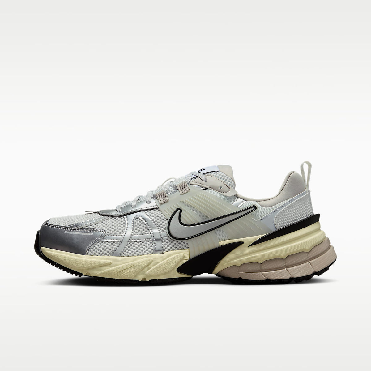 Nike V2K Run - Summit White/Pure Platinum/Light Iron Ore/Metallic Silver