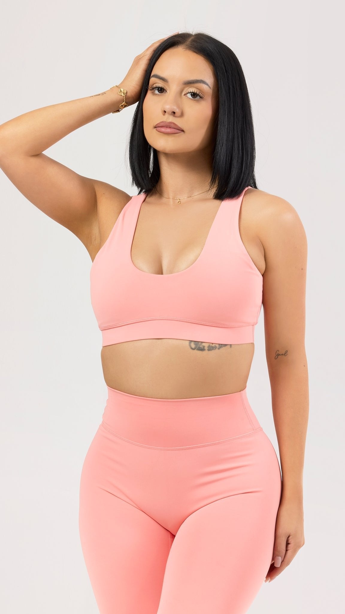 Signature Stretch Performance Leggings