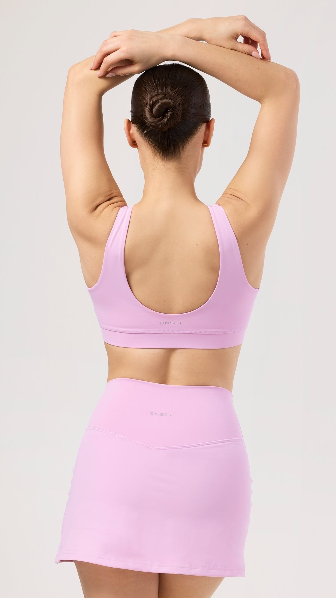 Signature Stretch Performance Leggings