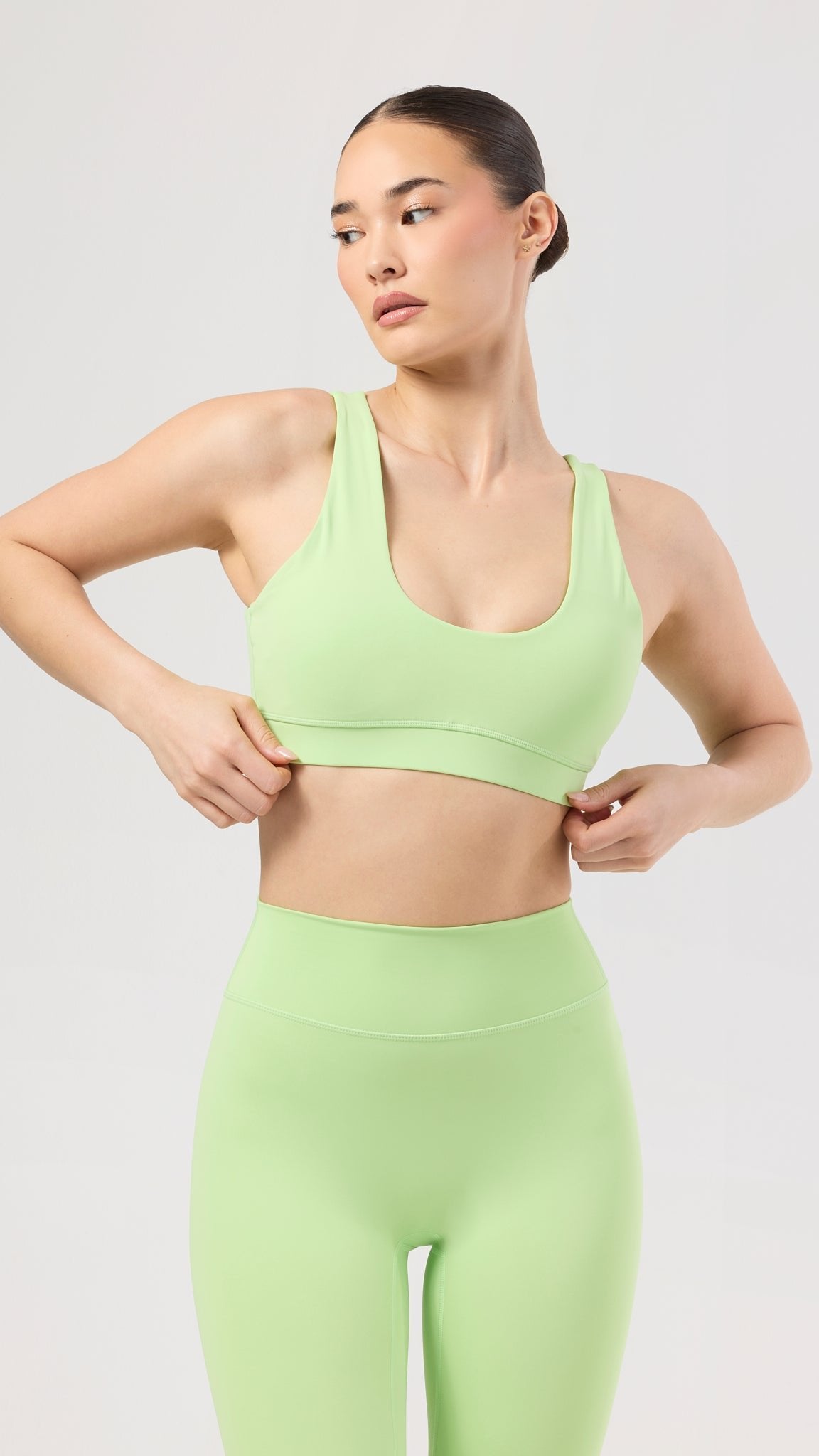 Signature Stretch Performance Leggings