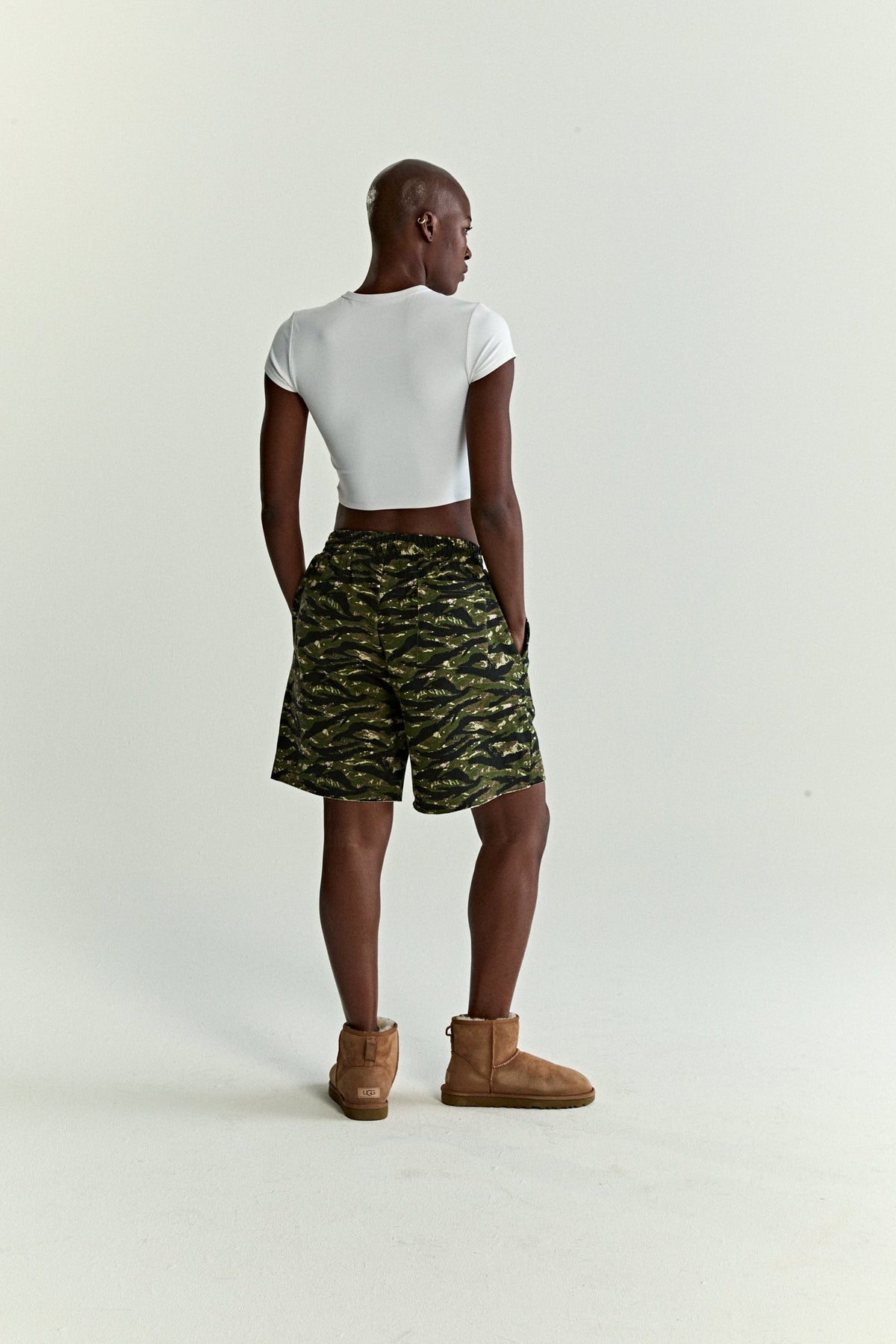 OG WEB V2 TIGER CAMO SWEATSHORT