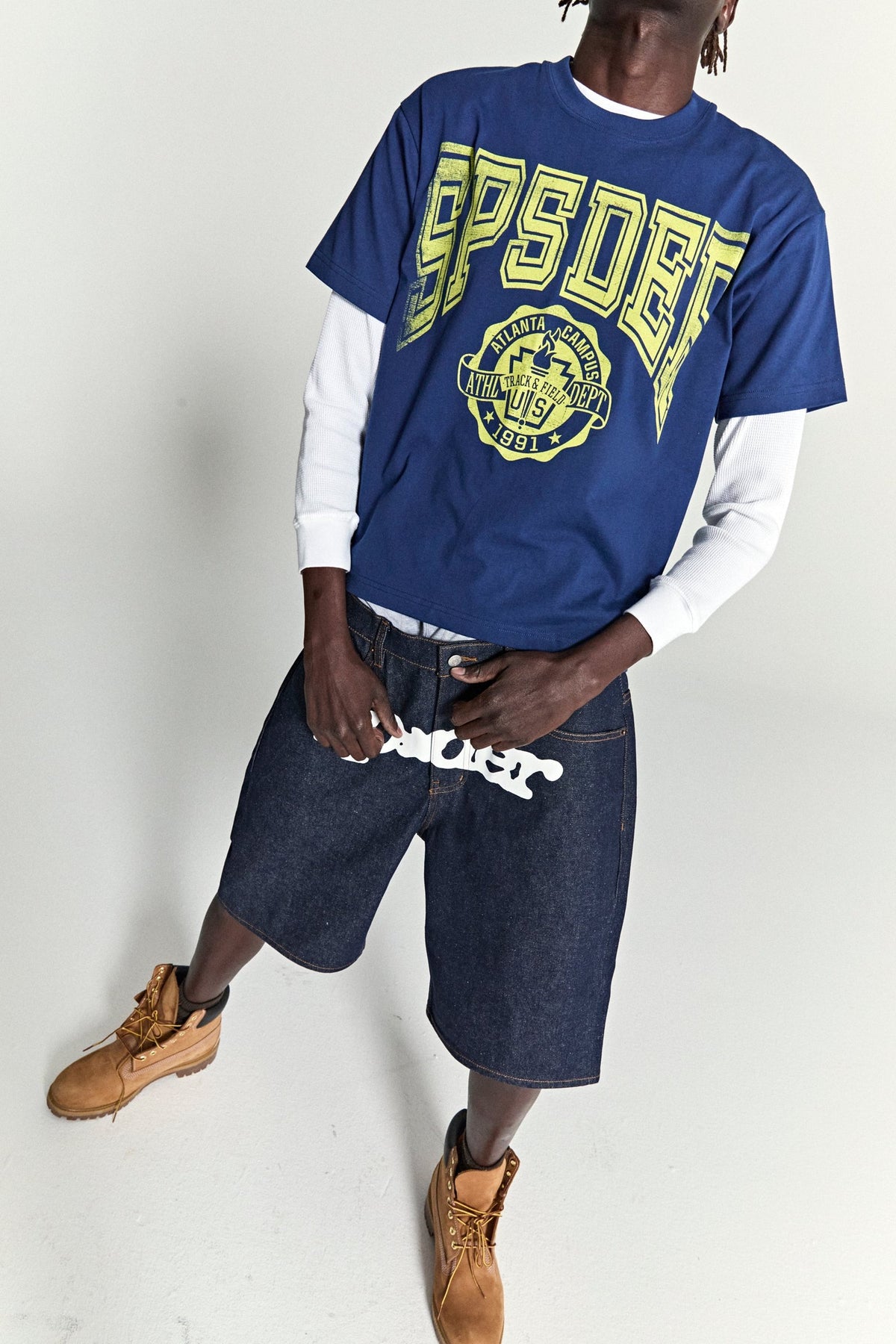 CAMPUS TEE