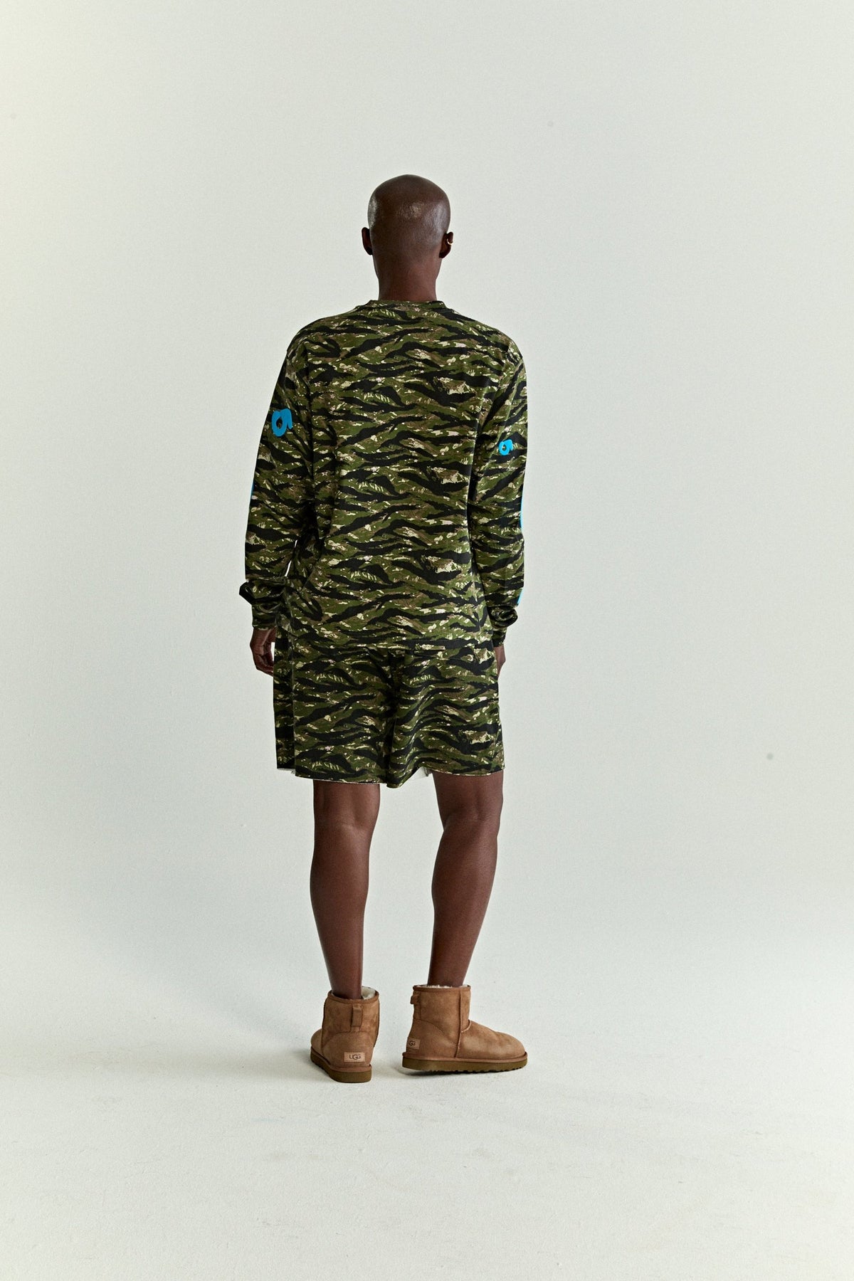 BELUGA TIGER CAMO LONGSLEEVE