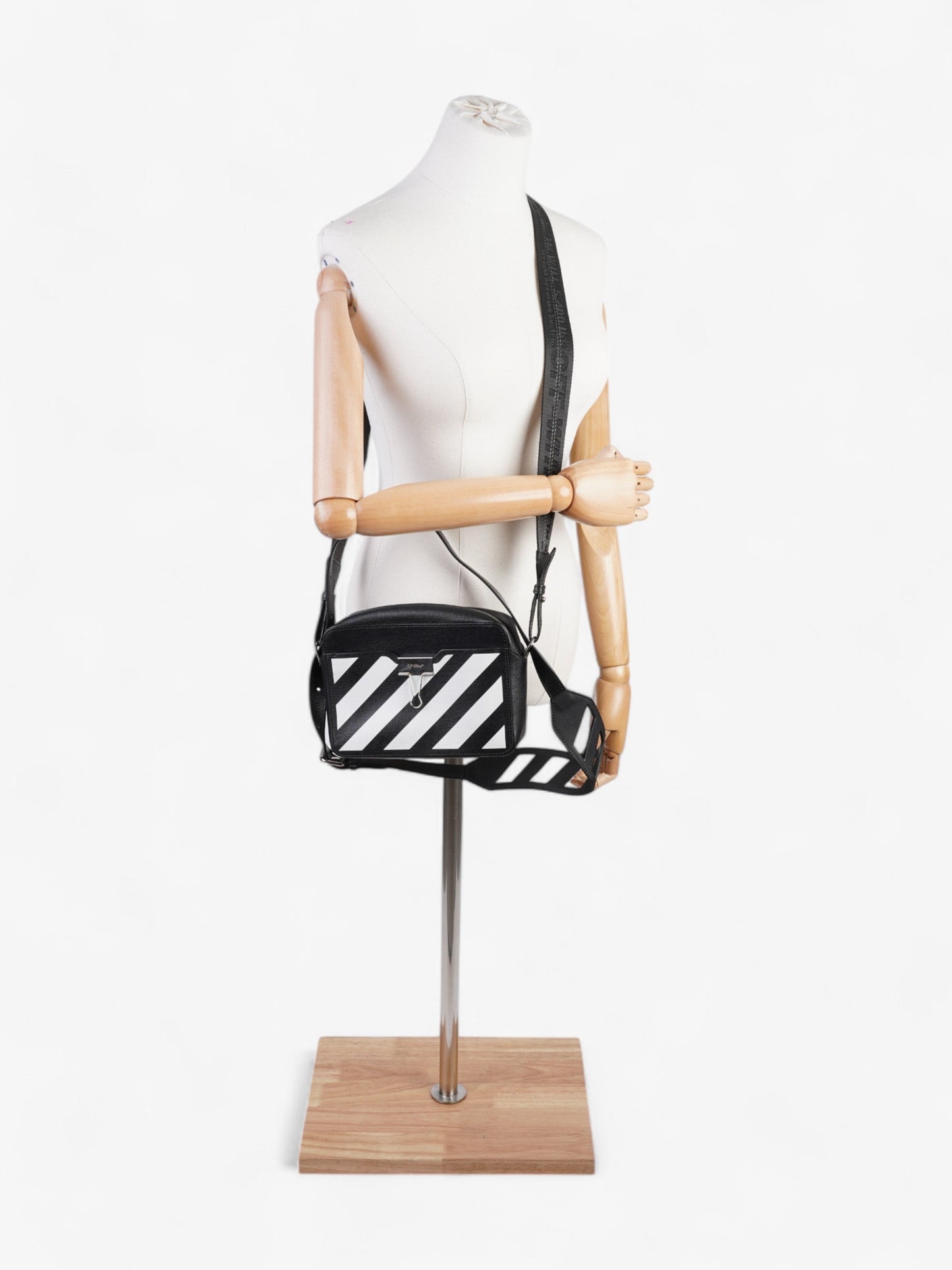 Off White Diag Camera Bag Black / White Leather