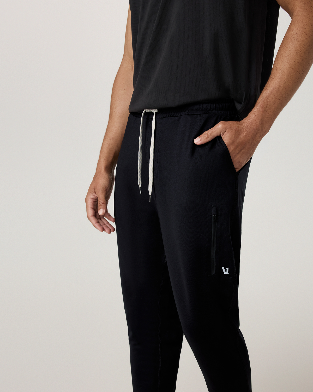 Vuori Sunday Performance Jogger - Black