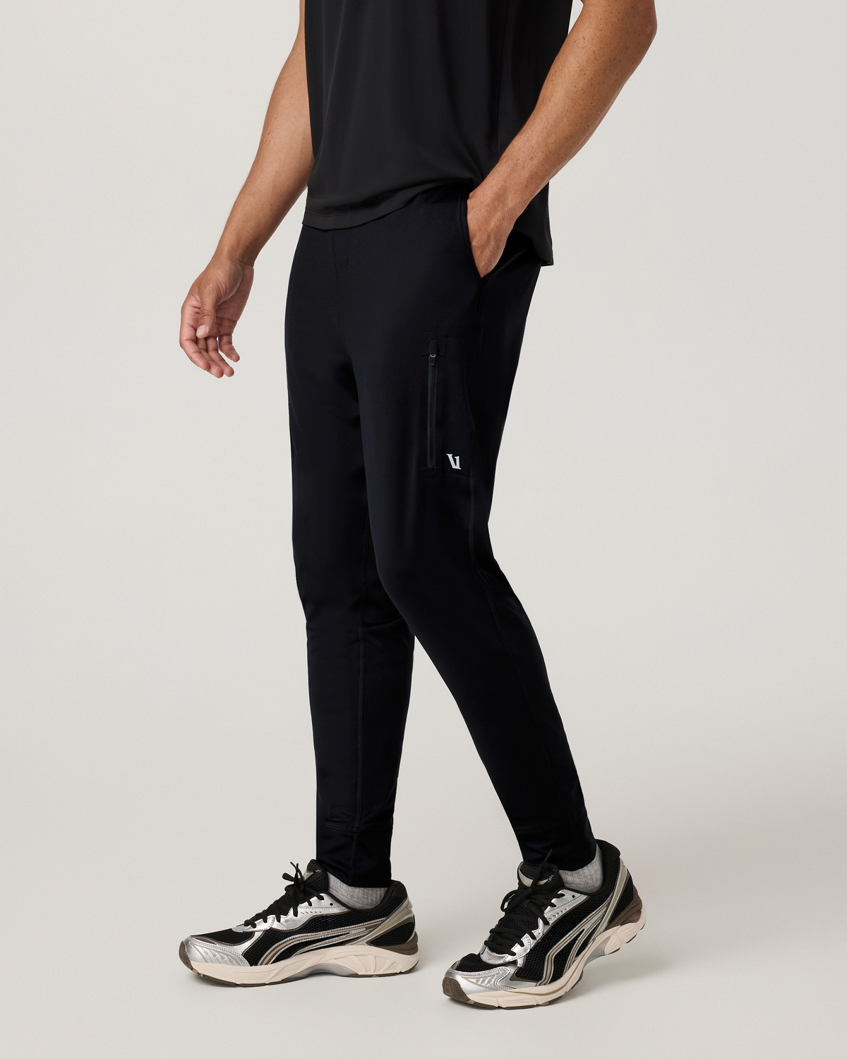 Vuori Sunday Performance Jogger - Black