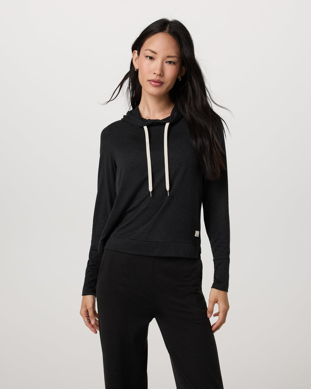 Vuori Halo Essential Hoodie - Black Heather