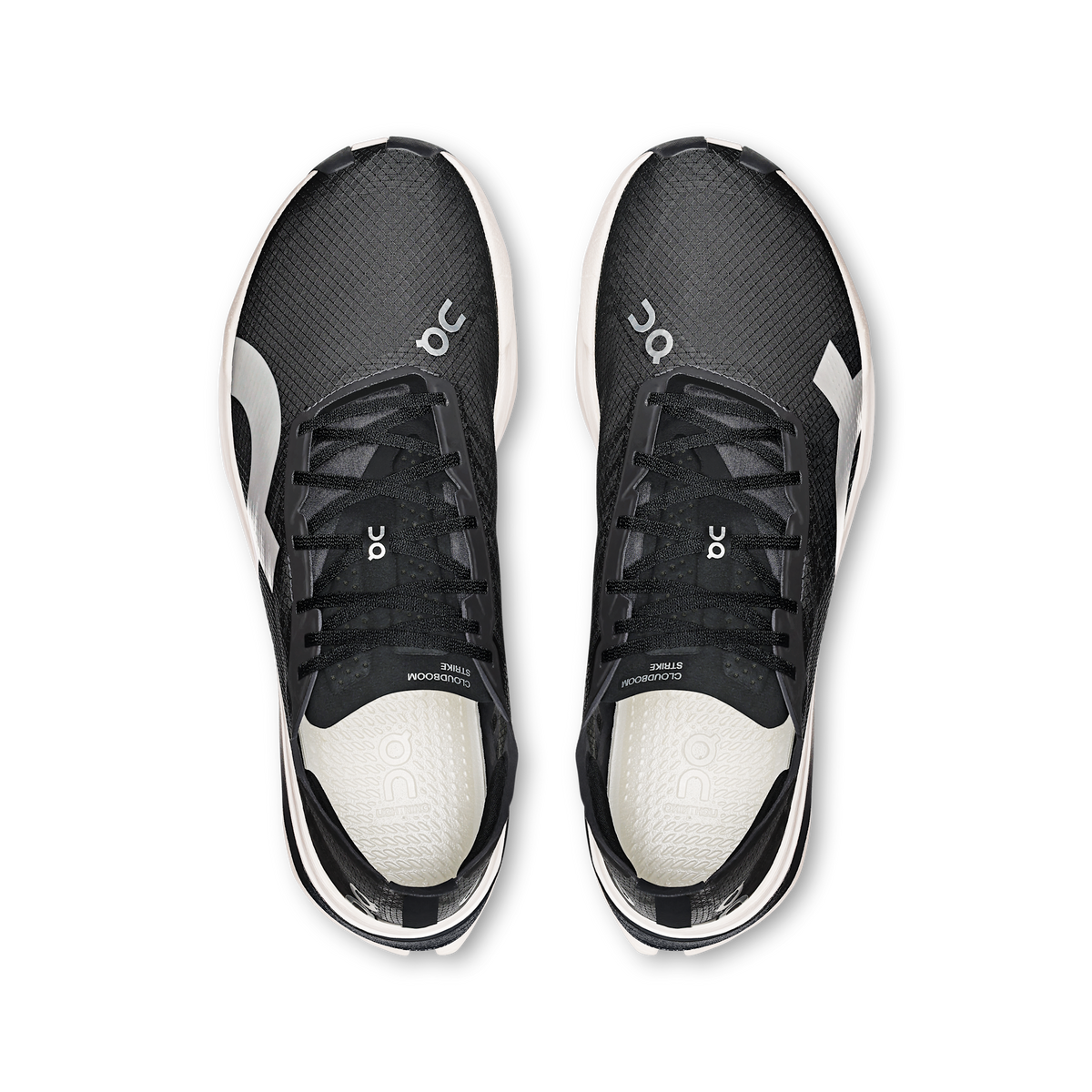 On Running Cloudboom Strike - Black / White
