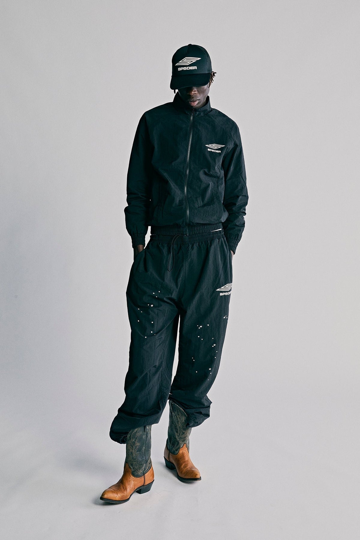 SP5DER PRO WINDBREAKER